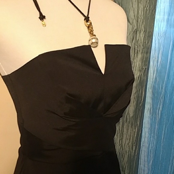 NWOT WHITE HOUSE BLACK MARKET sleeveless DRESS - Picture 4 of 7